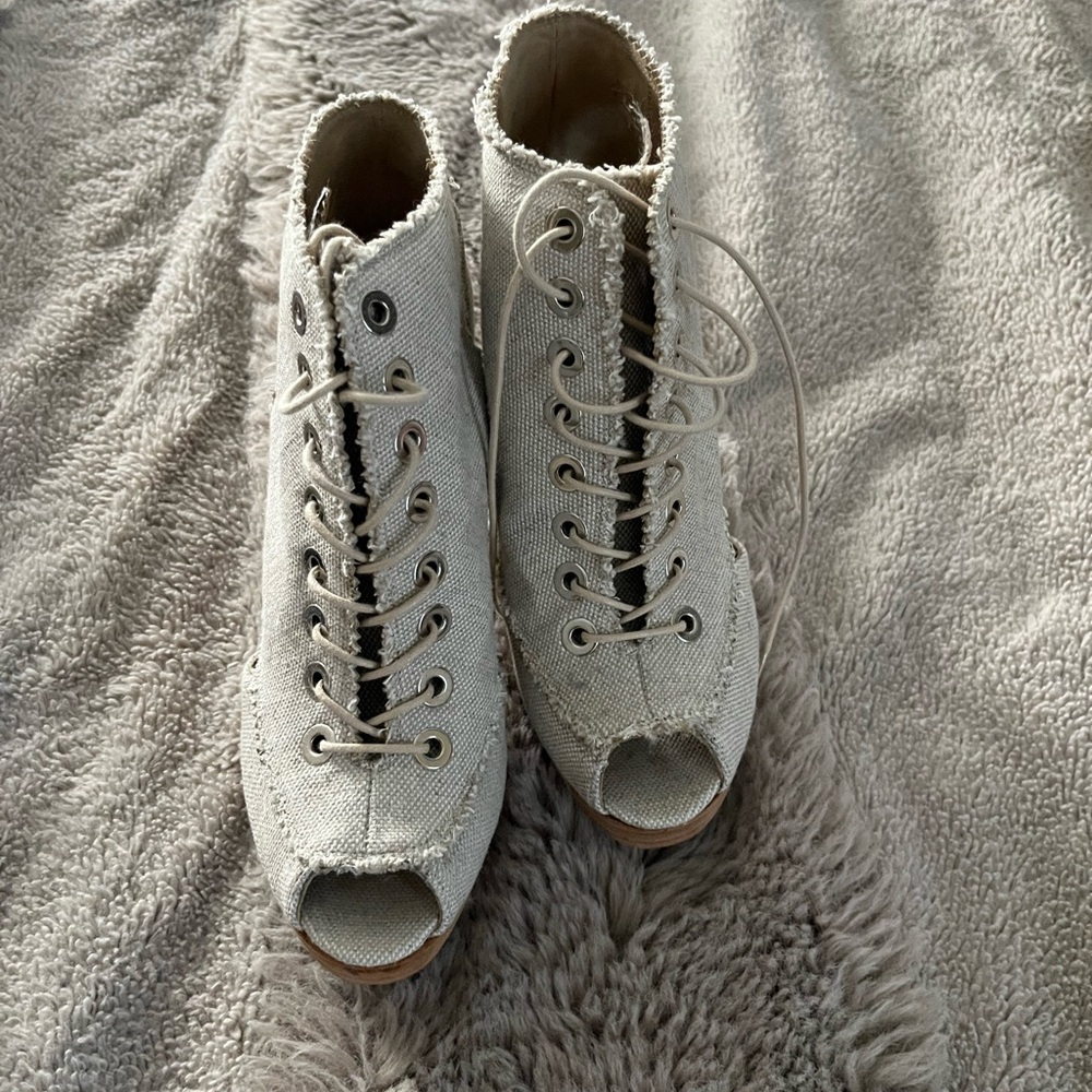 Stuart Weitzman heels